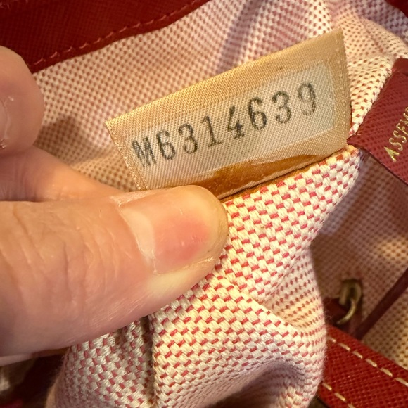 Vintage Dooney & Bourke Limited Edition Macy's
Parade Bucket Bag - Picture 10 of 10